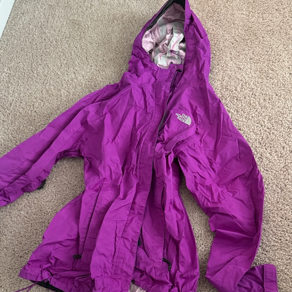 The North Face Magenta Hooded Jacket, Women’s, sz SMALL